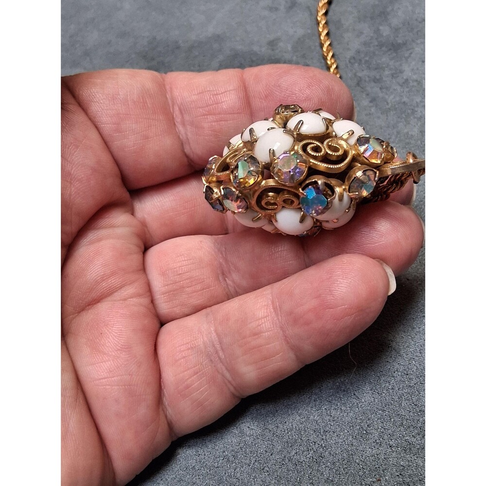 Juliana D&E Milk Glass Filigree Necklace Vintage - Picture 5 of 8